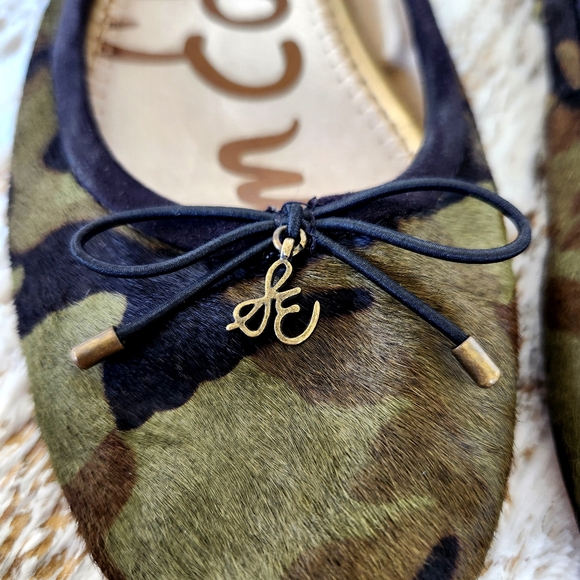 Sam Edelman "Felicia" Calf Hair Green Camo Ballet Flats | Women's Size 7.5 - Picture 4 of 12